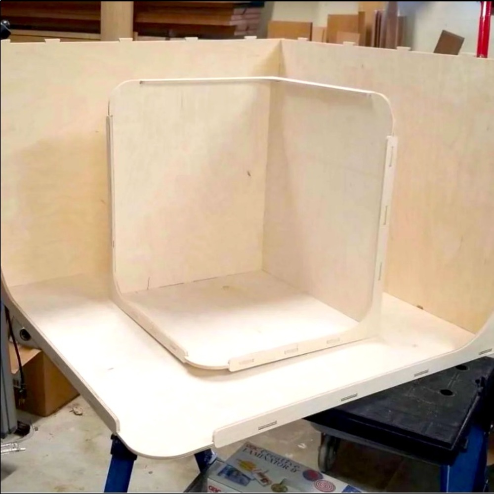 Bjd Room Box Diarama. Please read description. Dolls and furniture not included